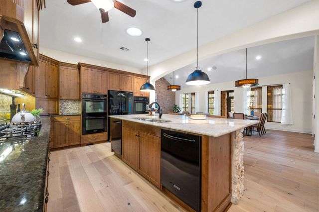 3701 Copper Ridge CT, Austin, TX 78734