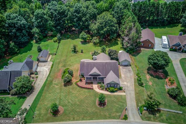 42 Dumar Lane, Hoschton, GA 30548