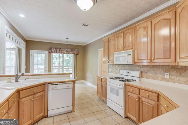 42 Dumar Lane, Hoschton, GA 30548
