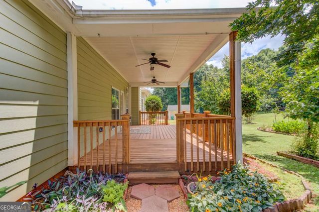 42 Dumar Lane, Hoschton, GA 30548