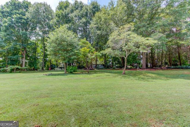 42 Dumar Lane, Hoschton, GA 30548