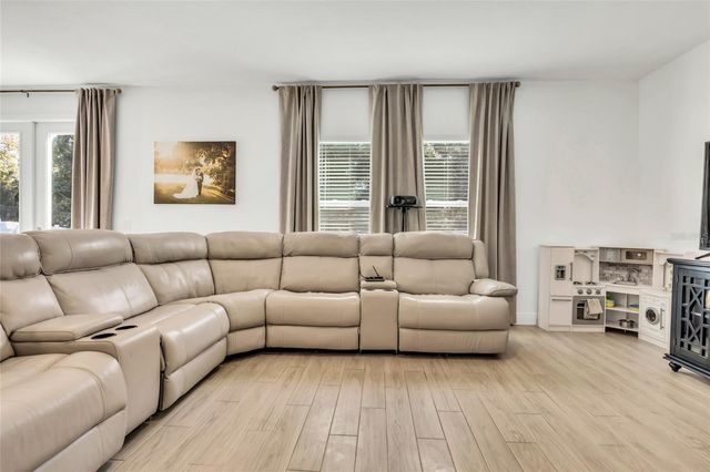 3015 BUCKHANON TRAIL, Deland, FL 32720