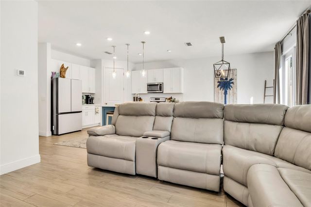 3015 BUCKHANON TRAIL, Deland, FL 32720