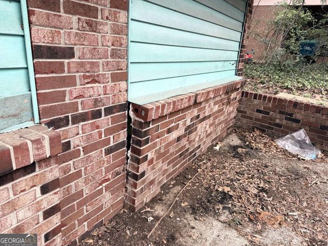 2430 Cheryl Lynne Lane, Atlanta, GA 30349