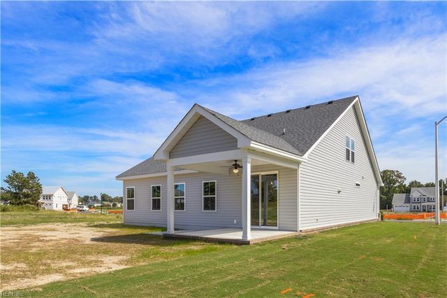 29 Mulligan LN, Suffolk, VA 23433