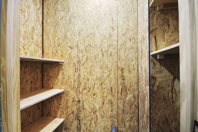 318 E BARNES ST, Centralia, MO 65240