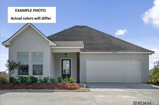 18824 Corlis Green Dr, Zachary, LA 70791