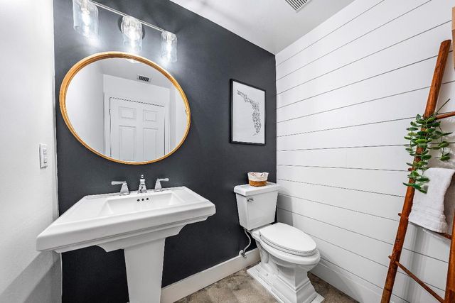 160 Barefoot Cove, Hypoluxo, FL 33462