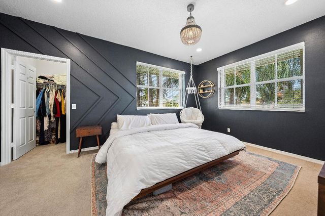 160 Barefoot Cove, Hypoluxo, FL 33462