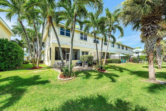 160 Barefoot Cove, Hypoluxo, FL 33462