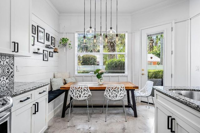 160 Barefoot Cove, Hypoluxo, FL 33462