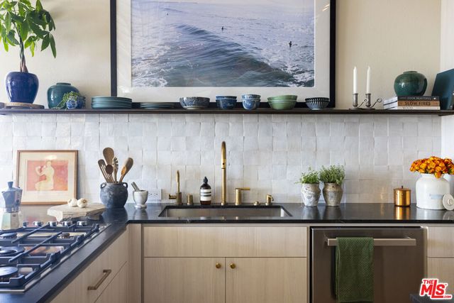 4115 Glencoe Avenue 412, Marina Del Rey, CA 90292