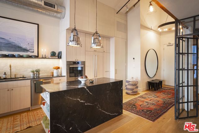 4115 Glencoe Avenue 412, Marina Del Rey, CA 90292