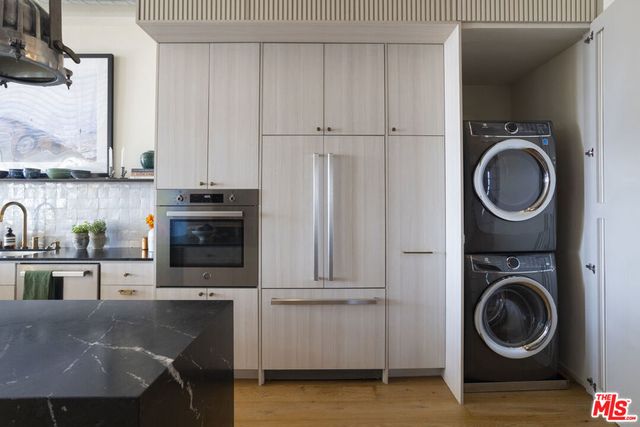 4115 Glencoe Avenue 412, Marina Del Rey, CA 90292