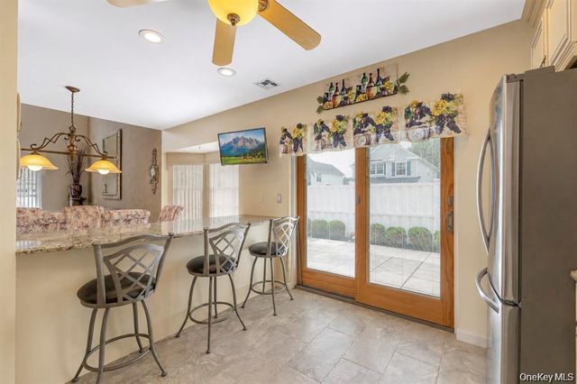 1 Jennifer Lane, Middle Island, NY 11953