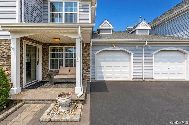 1 Jennifer Lane, Middle Island, NY 11953
