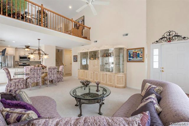 1 Jennifer Lane, Middle Island, NY 11953