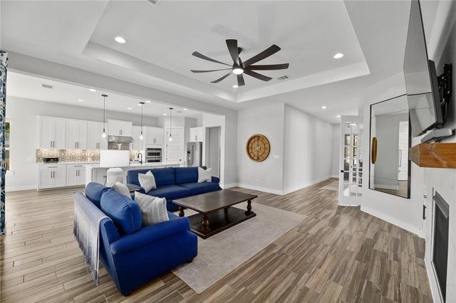 1363 Hazy Hills LOOP B, Dripping Springs, TX 78620