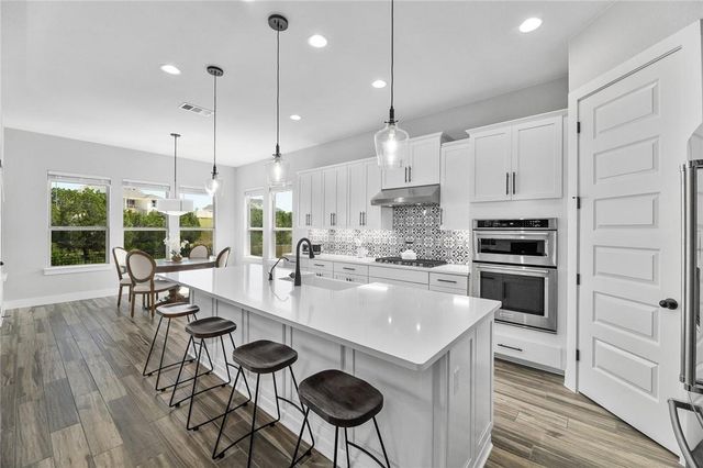 1363 Hazy Hills LOOP B, Dripping Springs, TX 78620