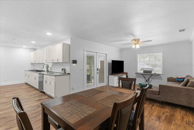 2090 8TH AVENUE, Deland, FL 32724