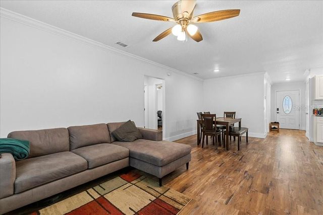 2090 8TH AVENUE, Deland, FL 32724