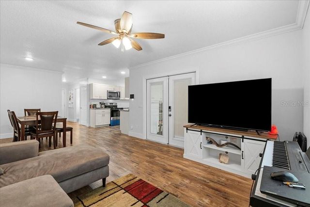 2090 8TH AVENUE, Deland, FL 32724