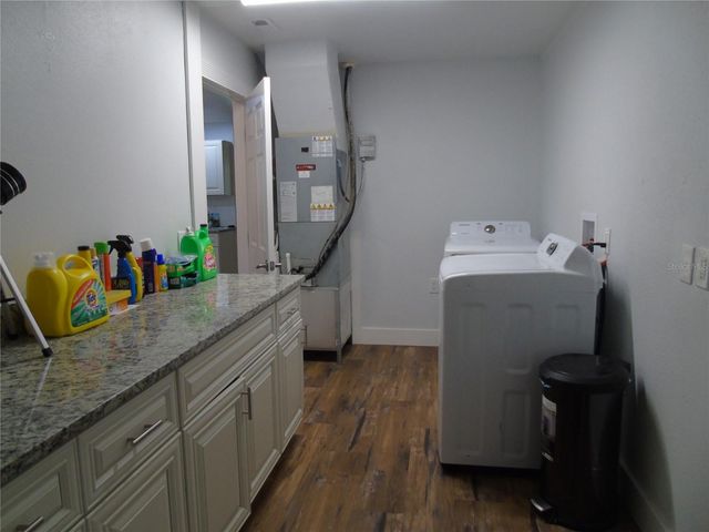 2090 8TH AVENUE, Deland, FL 32724