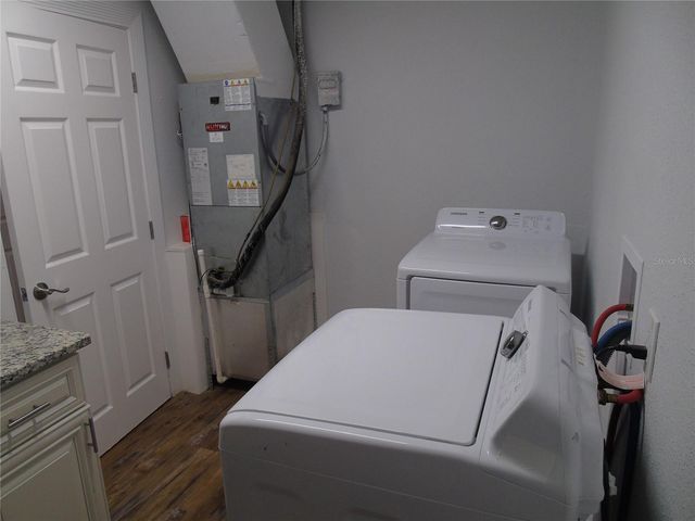 2090 8TH AVENUE, Deland, FL 32724