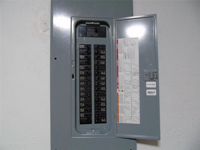 2090 8TH AVENUE, Deland, FL 32724