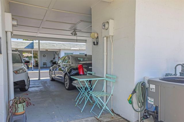7743 39TH TERRACE N, St Petersburg, FL 33709