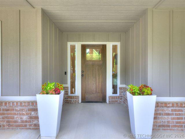 1482 Bayshore Drive, Sand Springs, OK 74063