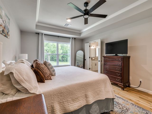 1482 Bayshore Drive, Sand Springs, OK 74063