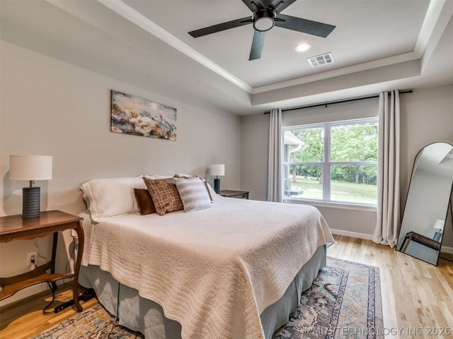 1482 Bayshore Drive, Sand Springs, OK 74063