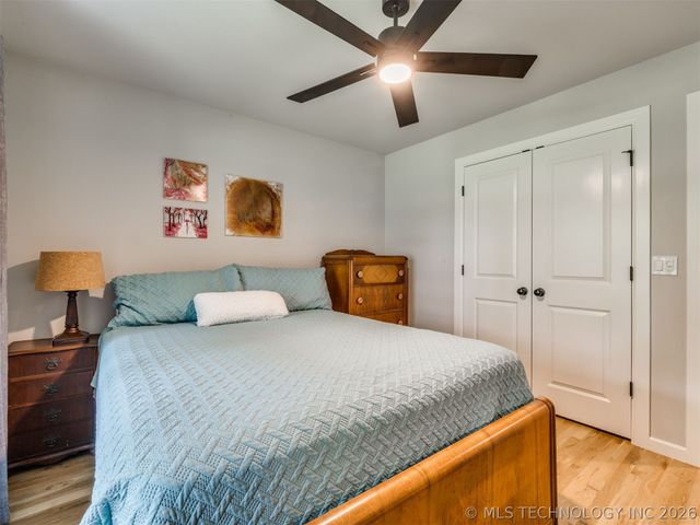 1482 Bayshore Drive, Sand Springs, OK 74063