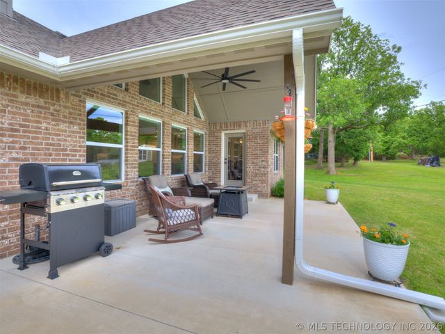 1482 Bayshore Drive, Sand Springs, OK 74063