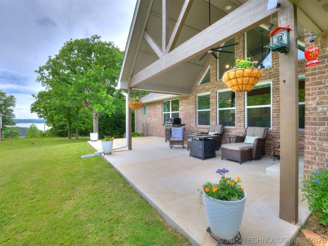 1482 Bayshore Drive, Sand Springs, OK 74063