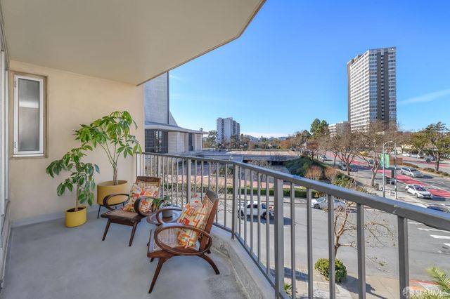 1200 Gough Street 2A, San Francisco, CA 94109