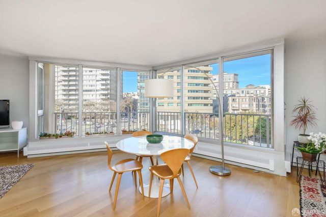 1200 Gough Street 2A, San Francisco, CA 94109