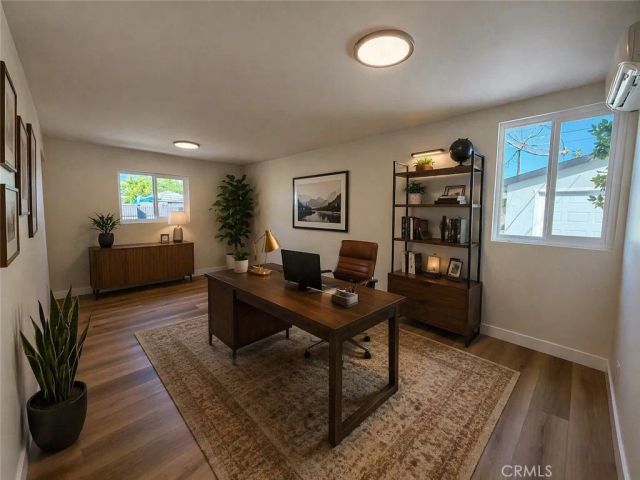 5340 6th Ave, Los Angeles, CA 90043
