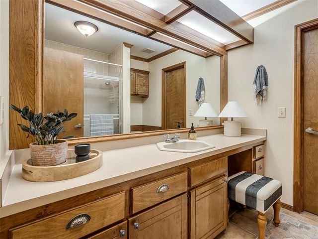 4609 Deer Creek Court, Yukon, OK 73099