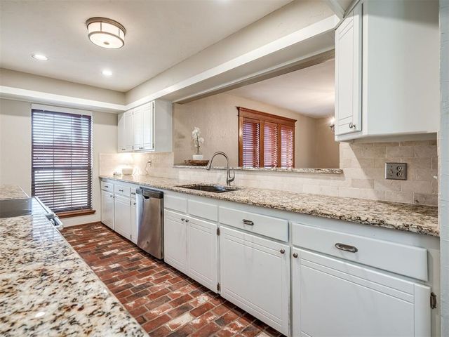 4609 Deer Creek Court, Yukon, OK 73099