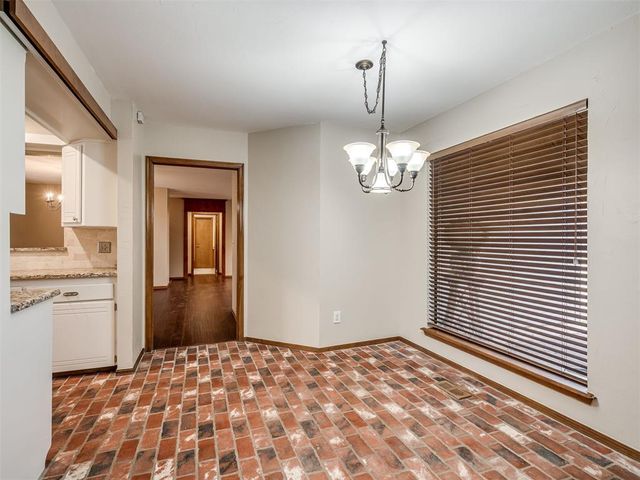 4609 Deer Creek Court, Yukon, OK 73099