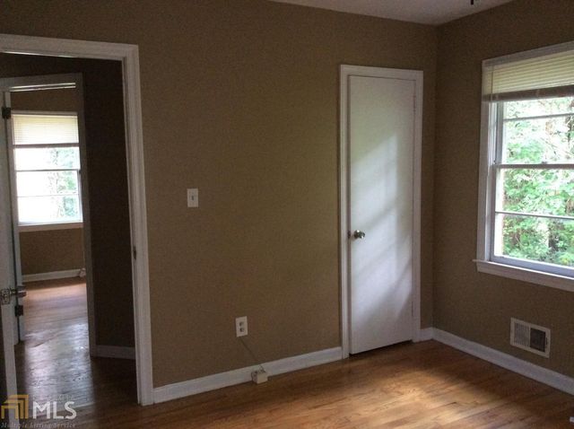 2913 Horse Shoe Drive, Atlanta, GA 30316