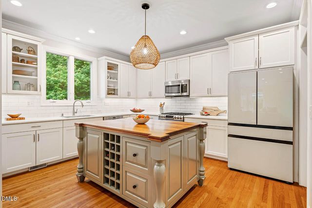 105 Blue Granite Court, Chapel Hill, NC 27514