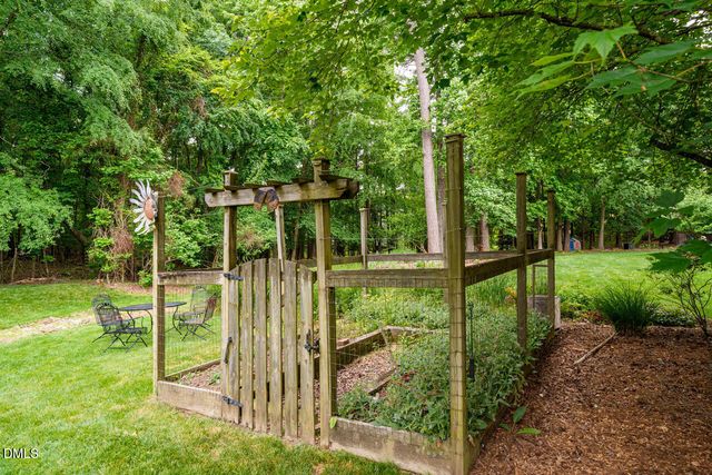 105 Blue Granite Court, Chapel Hill, NC 27514
