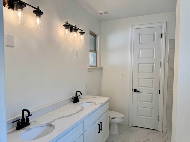 5545 SHIPP RD, Millington, TN 38053