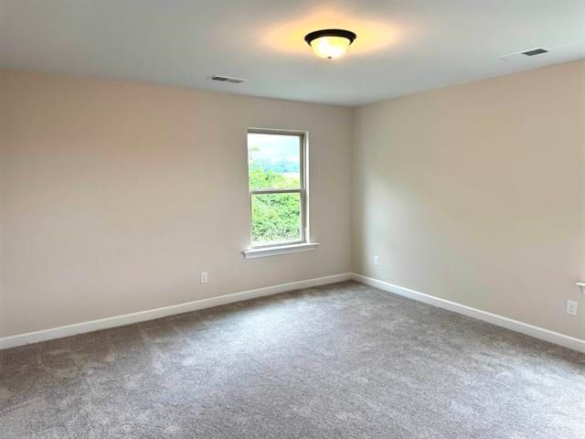 5545 SHIPP RD, Millington, TN 38053