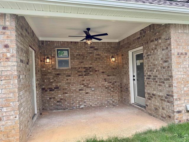 5545 SHIPP RD, Millington, TN 38053