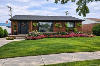 32863 Beacon Lane, Fraser, MI 48026