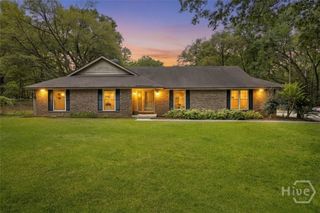 84 Arden Loop Circle, Ellabell, GA 31308